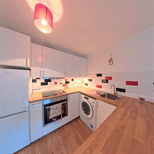 1 Bedroom Apartment To Rent In Christchurch Avenue, London, NW6