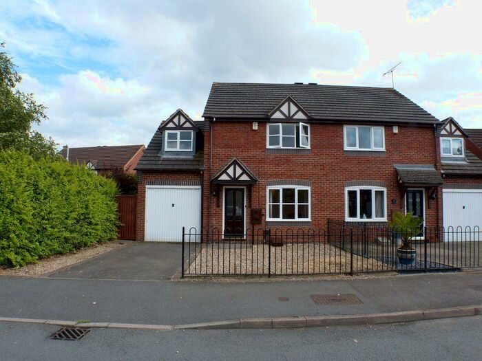 3 Bedroom Semi-Detached House To Rent In Montgomery Road, Whitnash, CV31