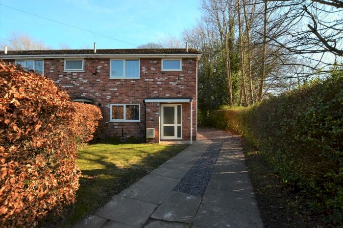 3 Bedroom End Of Terrace House To Rent In Crofters Court, Holmes Chapel, CW4