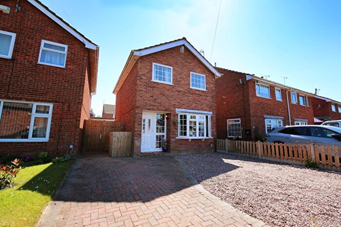 3 Bedroom Detached House For Sale In Greenacres Drive, Uttoxeter, ST14