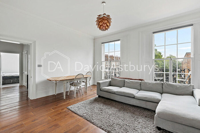 3 Bedroom Flat To Rent In Compton Road, Islington, London, N1