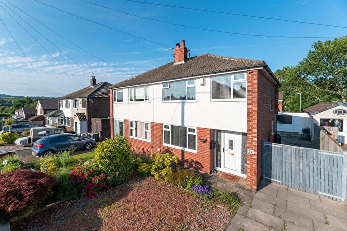 3 Bedroom Semi-Detached House For Sale In St. Clair Road, Otley, LS21