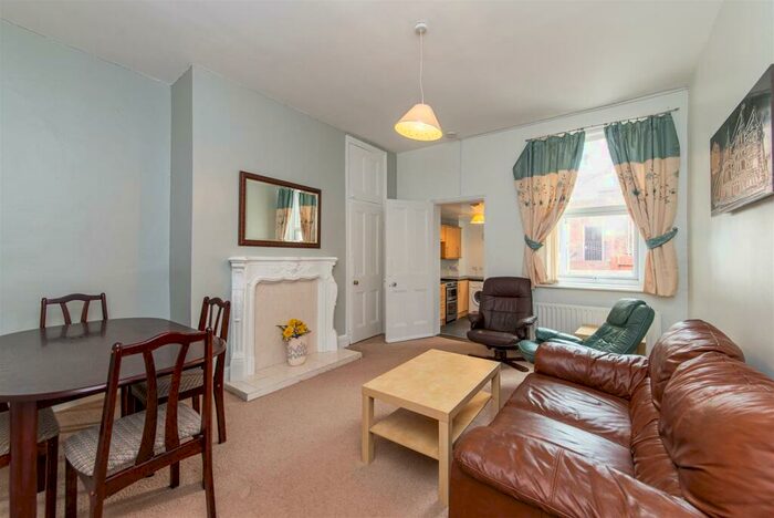 2 Bedroom Flat To Rent In Doncaster Road, Sandyford, Newcastle Upon Tyne, NE2