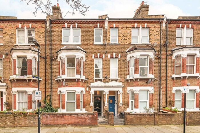 2 Bedroom Flat For Sale In Hormead Road, Maida Vale, W9