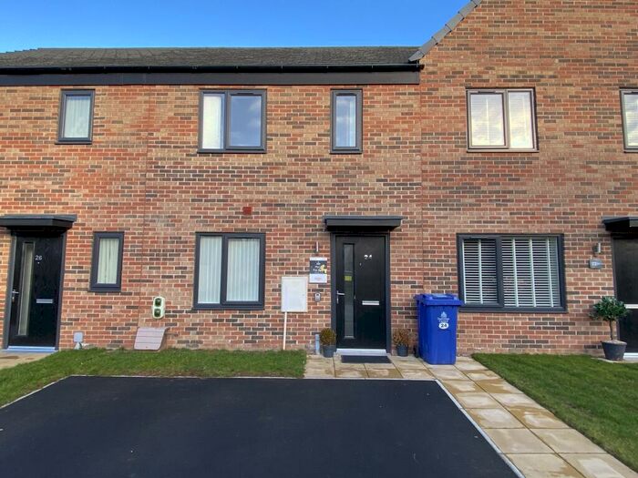 2 Bedroom House To Rent In Pond Close, Lakeside, DN4