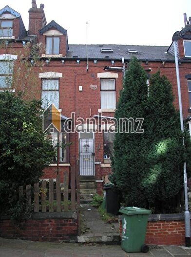 4 Bedroom Property To Rent In Wrangthorn Terrace, Hyde Park, Leeds, LS6