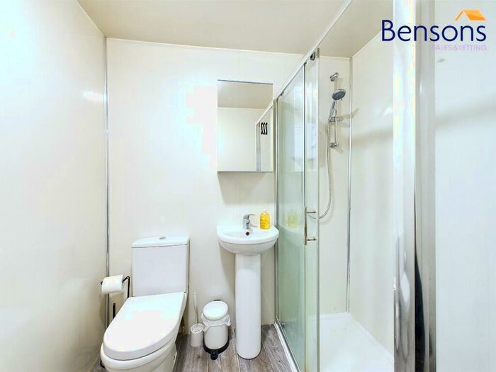 2 Bedroom Maisonette To Rent In Westwood Square, Westwood, East Kilbride, South Lanarkshire, G75