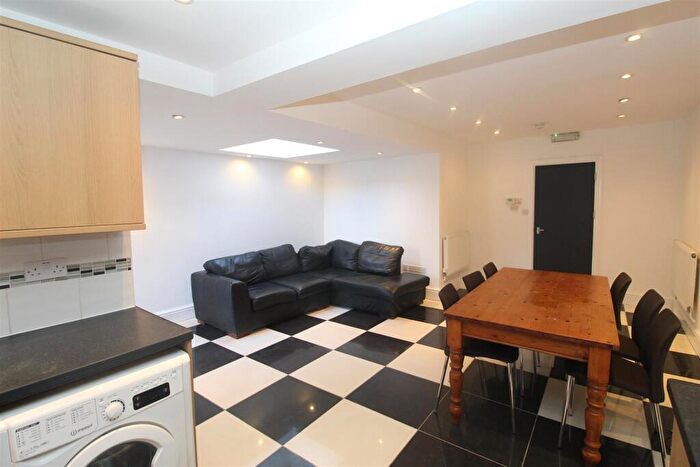 1 Bedroom House To Rent In Cathays Terrace, Cathays, Cardiff, CF24