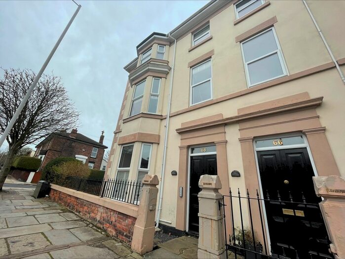 3 Bedroom Flat To Rent In Balls Road, Oxton, Wirral, CH43