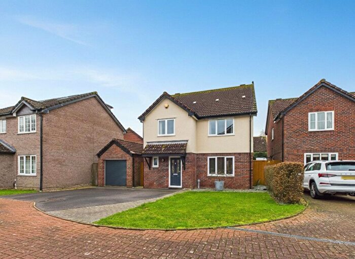 4 Bedroom Detached House For Sale In Foxfield Avenue, Bradley Stoke, Bristol, BS32