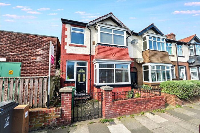 3 Bedroom End Terrace House For Sale In Thornhill Gardens, Hartlepool, Durham, TS26