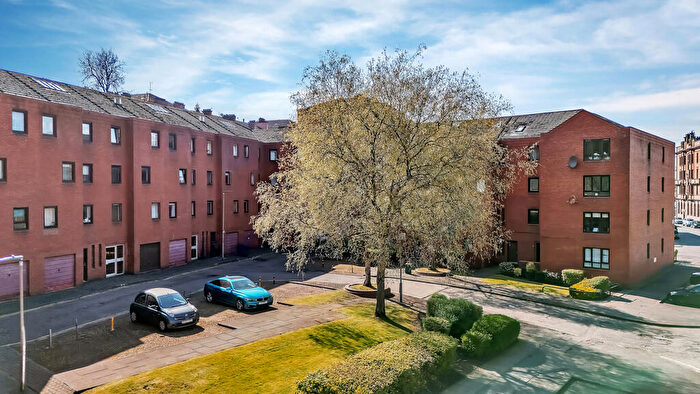 2 Bedroom Flat For Sale In New City Road, Cowcaddens, G4