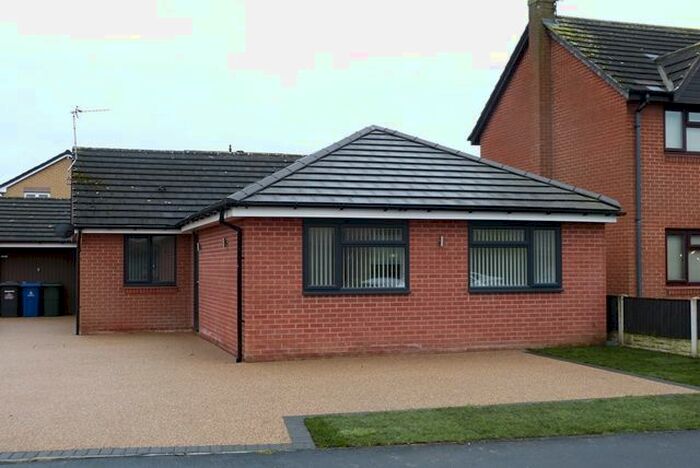 3 Bedroom Bungalow To Rent In Newhall Road, Kirk Sandall, Doncaster, DN3