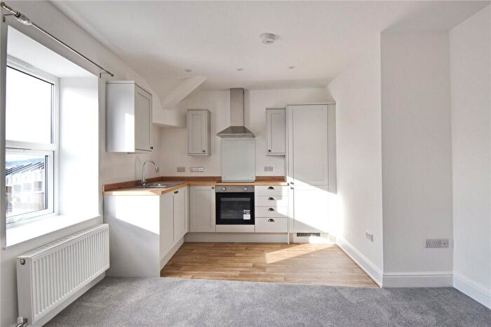 1 Bedroom Apartment To Rent In North Street, Bedminster, Bristol, Somerset, BS3