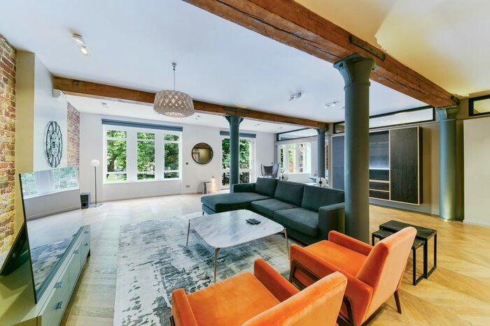 2 Bedroom Flat To Rent In Olivers Wharf, Wapping Lane, Wapping, E1W