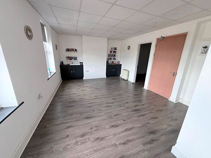 1 Bedroom Flat To Rent In Mansfield Road, Eastwood, Nottingham, NG16