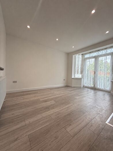 3 Bedroom Semi-Detached House To Rent In Welbeck Road, Harrow, Middlesex, HA2