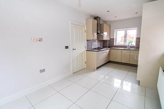 5 Bedroom Detached House For Sale In Potter Meadows, New Cardington, MK42