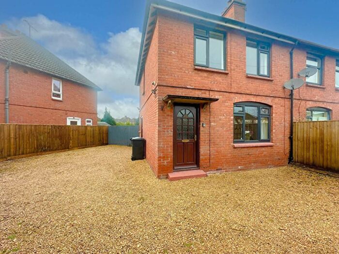 2 Bedroom Semi Detached House For Sale In Longcroft Avenue, Devizes, SN10