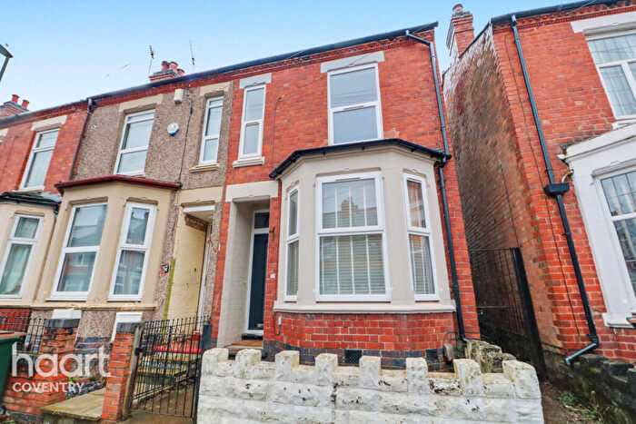 3 Bedroom End Of Terrace House For Sale In Highland Road, Coventry, CV5