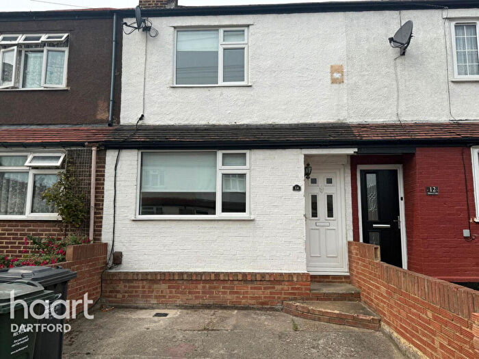 2 Bedroom Terraced House For Sale In Mildred Close, Dartford, DA1