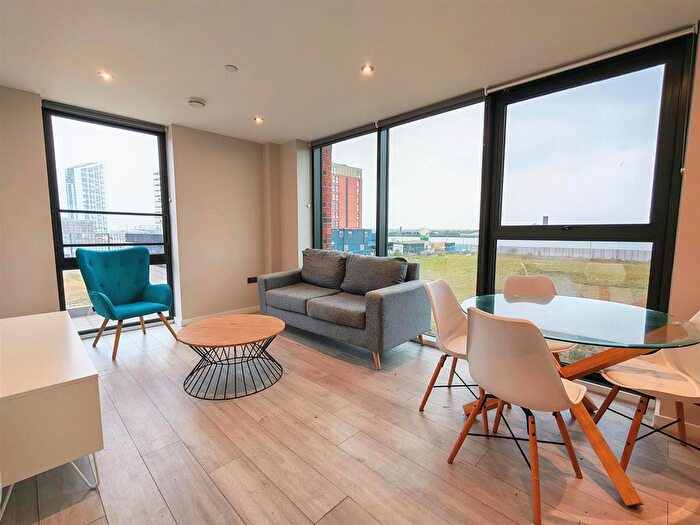 2 Bedroom Flat To Rent In Jesse Hartley Way, Liverpool, L3