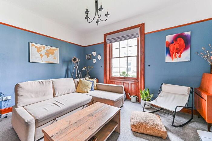 1 Bedroom Flat To Rent In Church Road, Crystal Palace, London, SE19