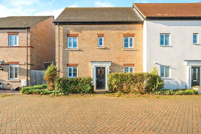 3 Bedroom Semi Detached House For Sale In Prince Georges Drive, Sandy, Bedfordshire, SG19