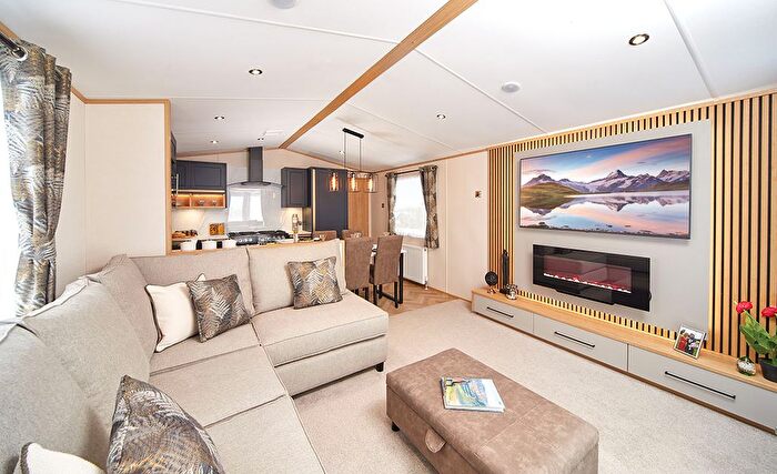 2 Bedroom Mobile/park Home For Sale In Dunbar, EH42