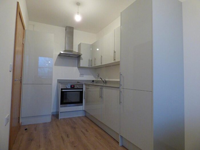 1 Bedroom Apartment To Rent In The Quadrant, SN5