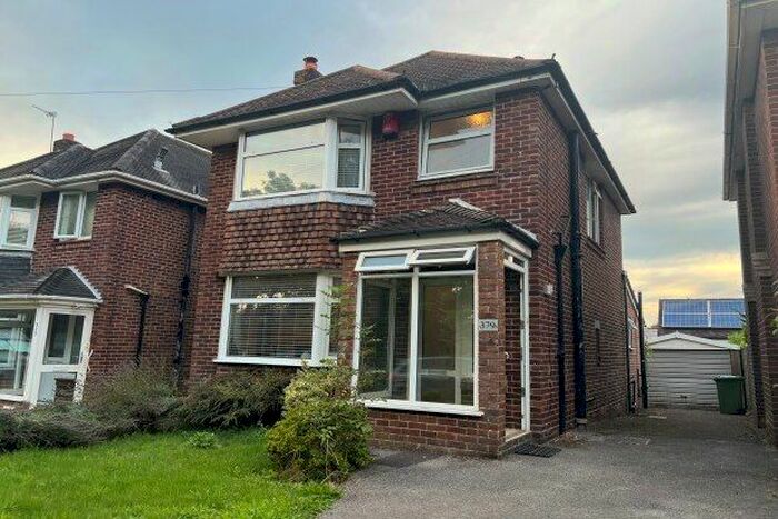 3 Bedroom Property To Rent In Portsmouth Road, Southampton, SO19