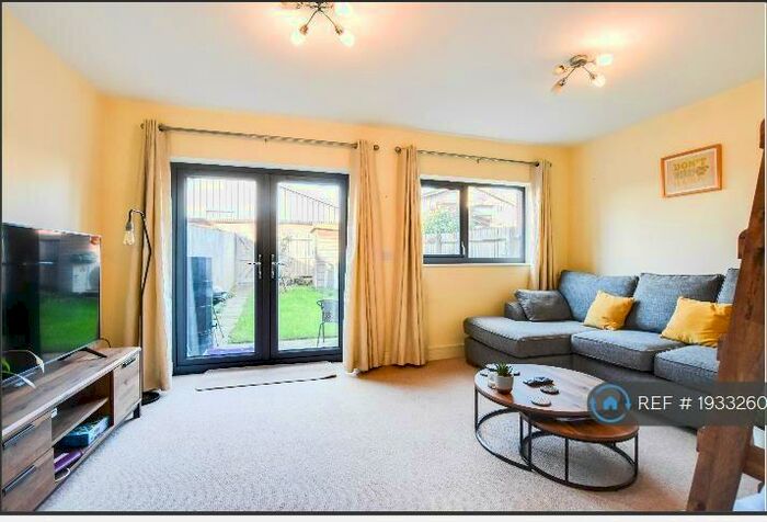 3 Bedroom Terraced House To Rent In Wheatsheaf Way, Leicester, LE2