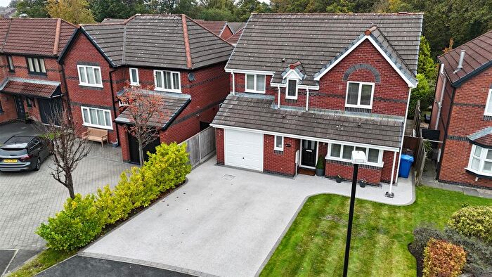 4 Bedroom Detached House For Sale In The Bowers, Chorley, PR7