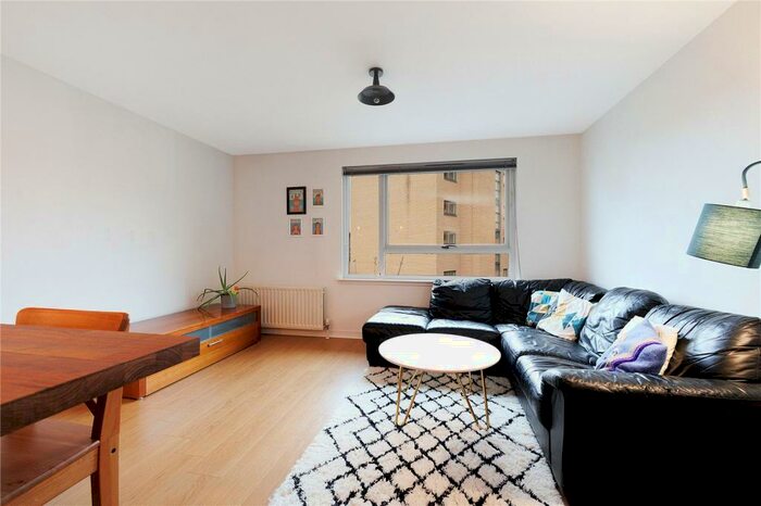 2 Bedroom Flat For Sale In Charlotte Street, Glasgow, Lanarkshire, G1