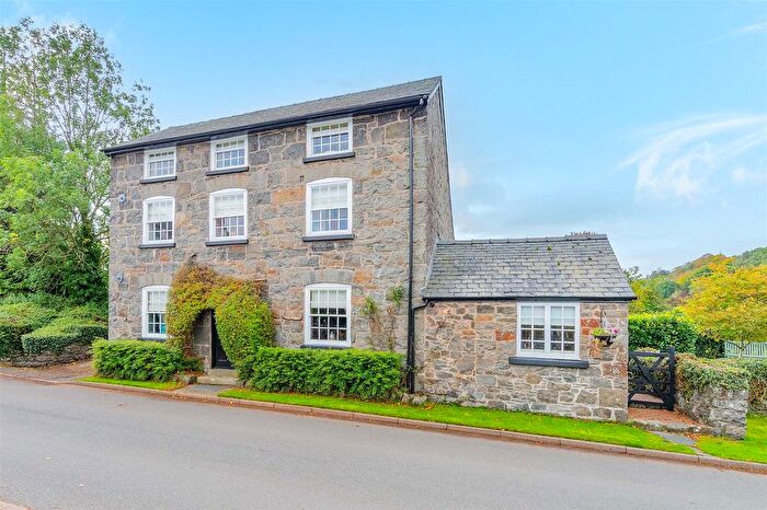 4 Bedroom Detached House For Sale In Meifod, SY22