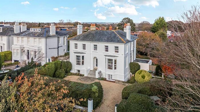 5 Bedroom House For Sale In Crescent Road, Alverstoke, PO12