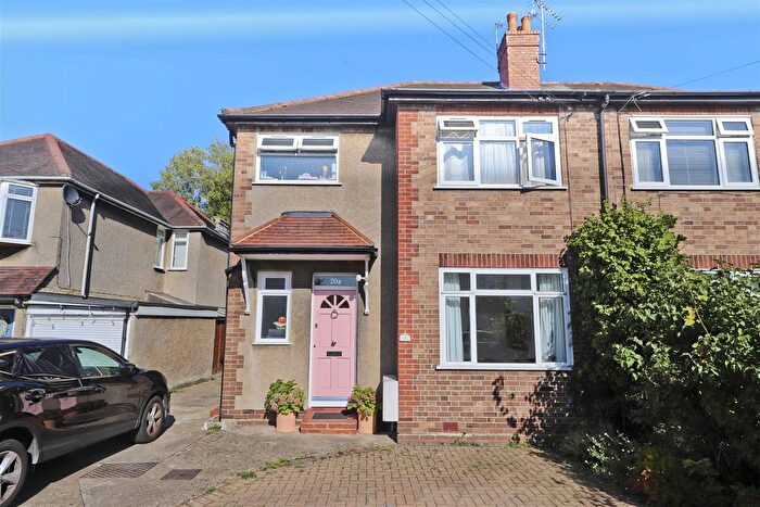 1 Bedroom Maisonette For Sale In The Close, Eastcote, HA5