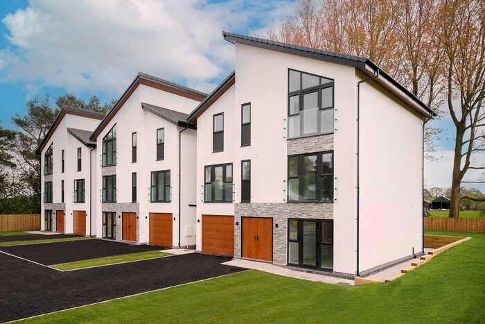 5 Bedroom Detached House To Rent In Brookhouse Drive, Marklands, Lostock Hall, Preston, Lancashire, PR5