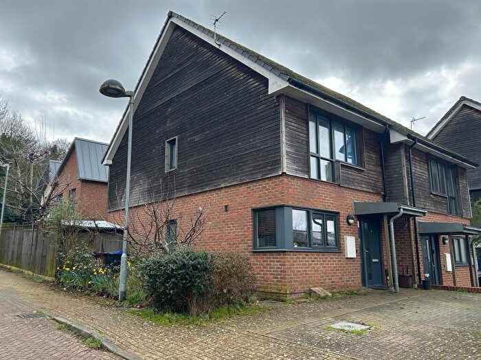2 Bedroom Semi-Detached House For Sale In Woodland Way, Baldock, SG7