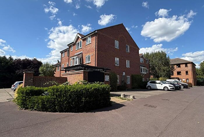 Studio For Sale In Brindley Close, Wembley, Ealing, HA0