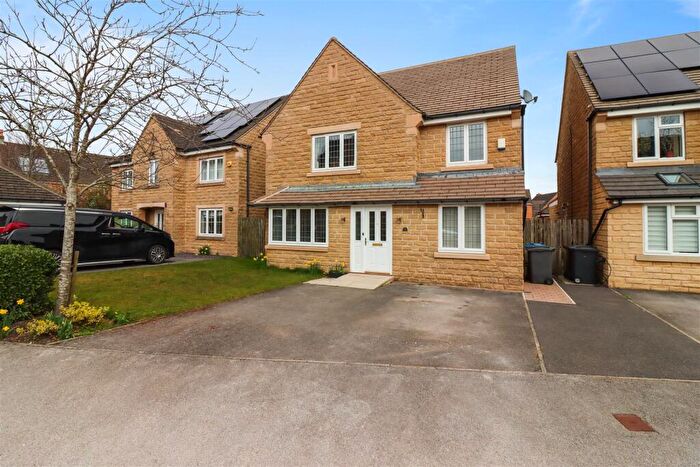 5 Bedroom Detached House For Sale In Kensington Drive, Lodge Moor, Sheffield, S10