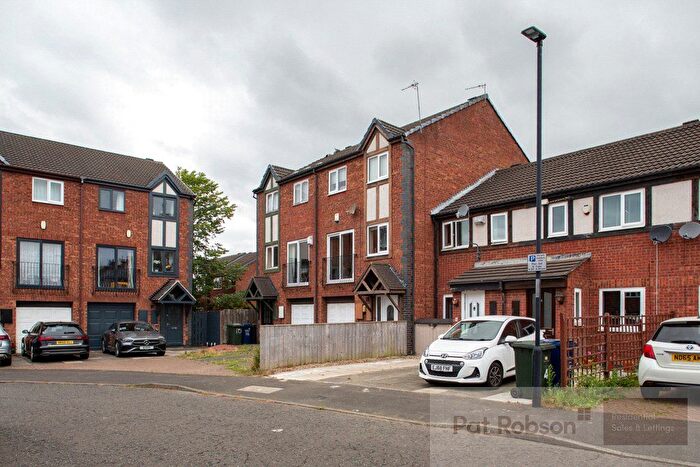 2 Bedroom Terraced House For Sale In Starbeck Mews, Sandyford, Newcastle Upon Tyne, NE2