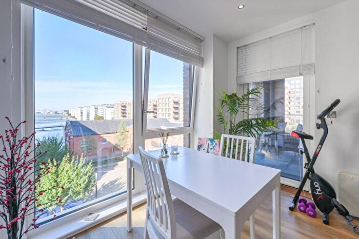 1 Bedroom Flat For Sale In Hamme Building, Royal Docks, London, E16
