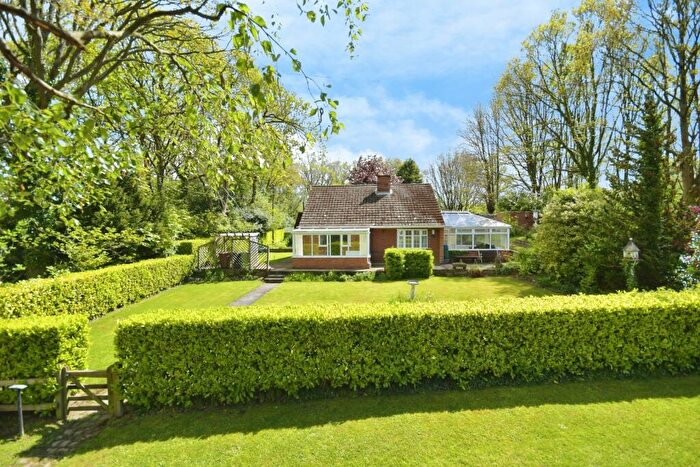 3 Bedroom Detached House For Sale In Top Road Hardwick Wood, Chesterfield, Derbyshire, S42
