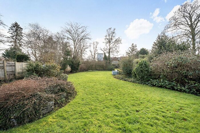 4 Bedroom Detached House For Sale In Swanston Field, Whitchurch On Thames, Reading, Oxfordshire, RG8