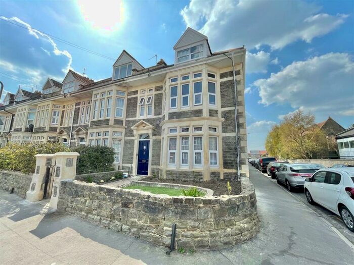 Studio To Rent In Oldbury Court Road, Fishponds, BS16