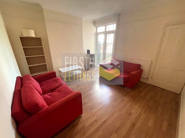 4 Bedroom Terraced House To Rent In Adderley Road, Clarendon Park, LE2