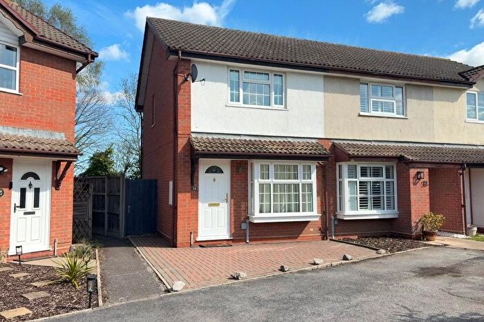 2 Bedroom End Terrace House For Sale In Spicer Close, Walton-On-Thames, Surrey, KT12