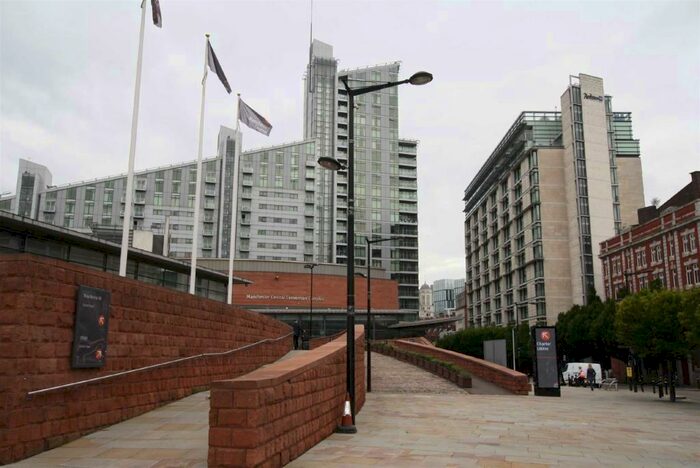 2 Bedroom Apartment To Rent In Great Northern Tower, Watson Street, M3