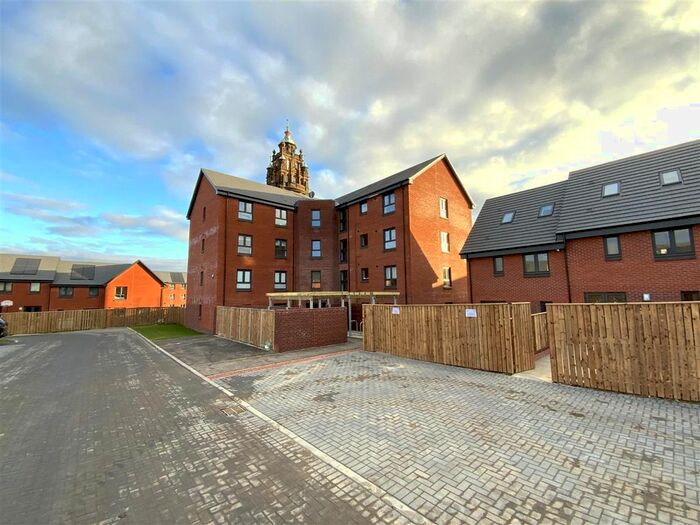 2 Bedroom Flat To Rent In Water Tower Court, Ruchill, Glasgow, G20